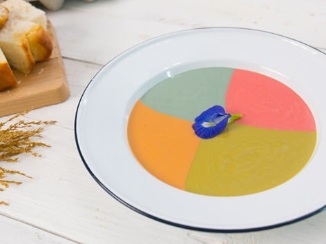 ขนมปังสังขยาสี่สี