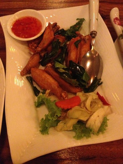 มดแดงอาหารไทย (Moddang - Red Ant Thai Cuisine) มดแดงอาหารไทย (Moddang - Red Ant Thai Cuisine)