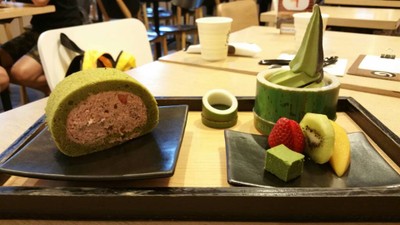 Kyo Roll En (เกียวโรลเอ็น) เซ็นทรัล ลาดพร้าว Kyo Roll En (เกียวโรลเอ็น) เซ็นทรัล ลาดพร้าว