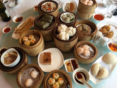 Ah Yat Abalone (阿一鮑魚) (อายัท อบาโลน) โรงแรมรามาดาพลาซ่าแม่น้ำริเวอร์ไซด์ Ah Yat Abalone (阿一鮑魚) (อายัท อบาโลน) โรงแรมรามาดาพลาซ่าแม่น้ำริเวอร์ไซด์