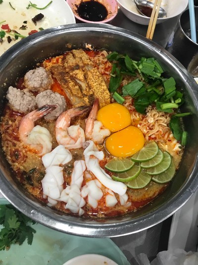 เจ๊โอว ข้าวต้มเป็ด (Jae Oh Khao Tom Pet) เจ๊โอว ข้าวต้มเป็ด (Jae Oh Khao Tom Pet)